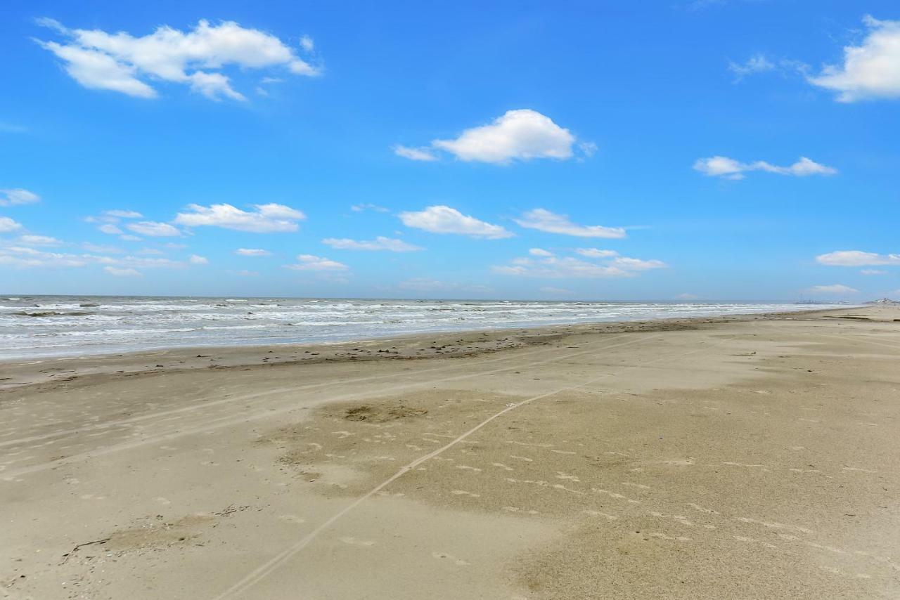 The Dawn On Galveston Beach Extérieur photo